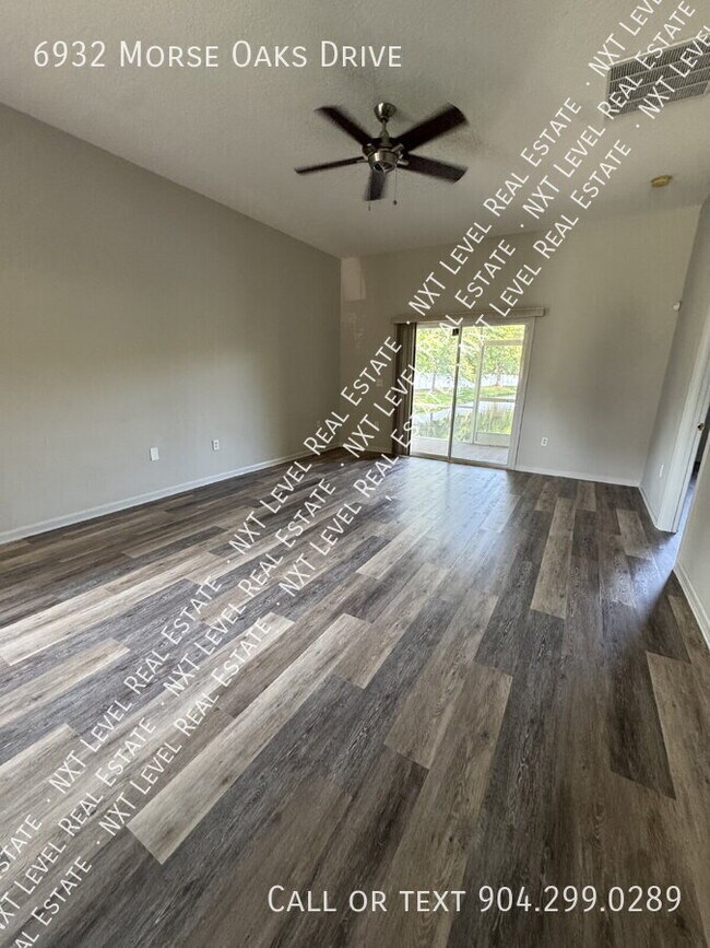 Foto del edificio - 6932 Morse Oaks Dr