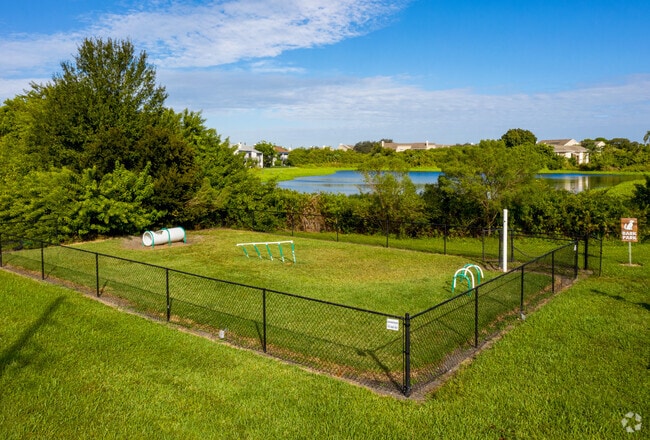 Parque para perros - Shoreline Pointe Apartments