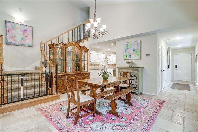 Building Photo - 5425 Collinwood Ave