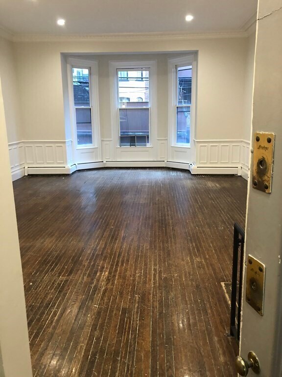 Foto del edificio - 103 Beacon St
