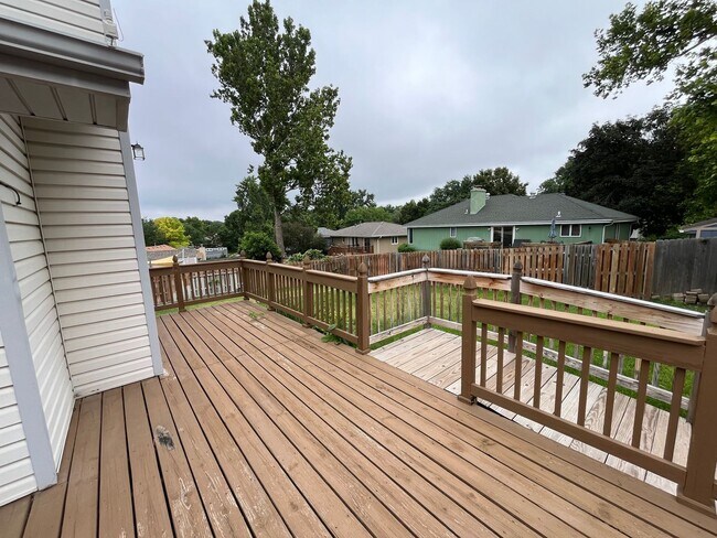 Building Photo - Fantastic Millard Home