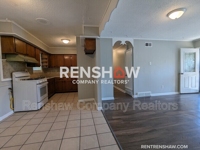 Building Photo - 3253 Markley St