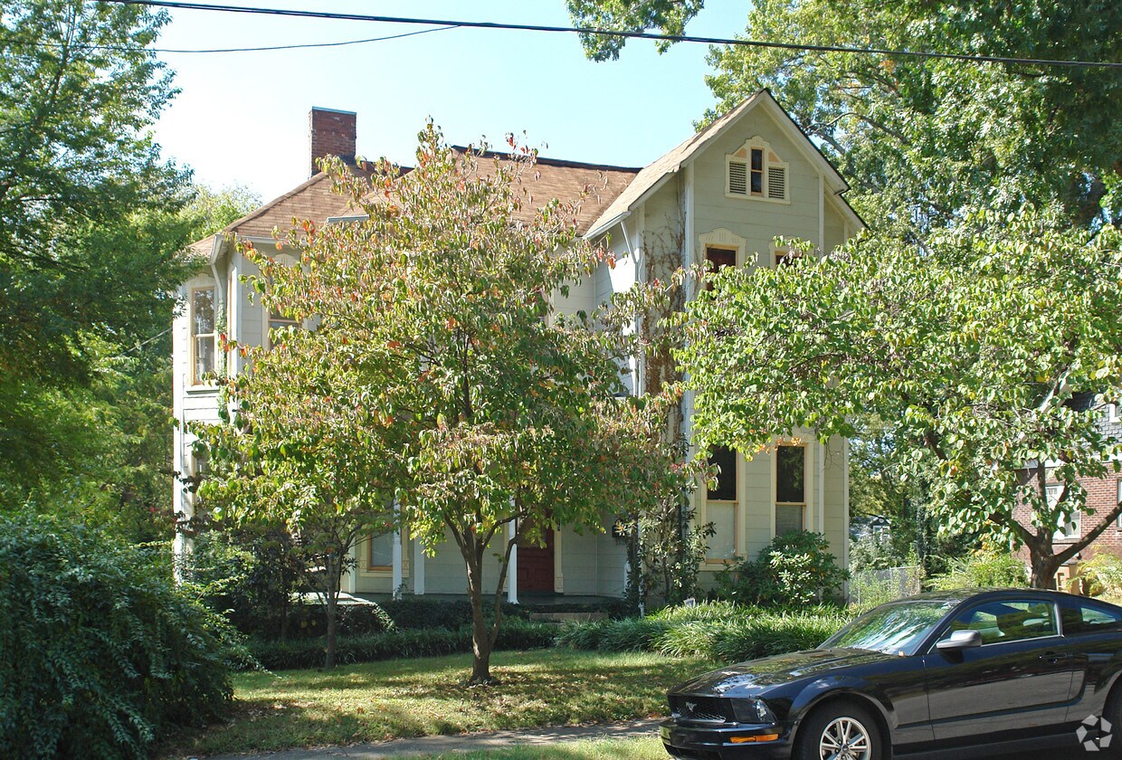 2119 Elliott Ave, Nashville, TN 37204 Apartments in Nashville, TN