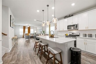 Building Photo - 4320 Cascade Falls Ct