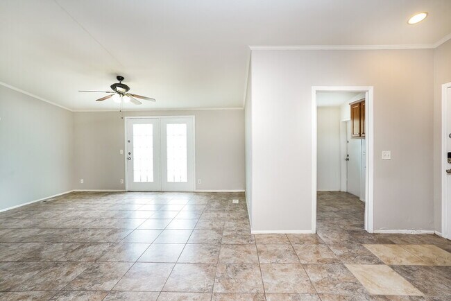 Foto del edificio - 10115 Elderberry Park Ln