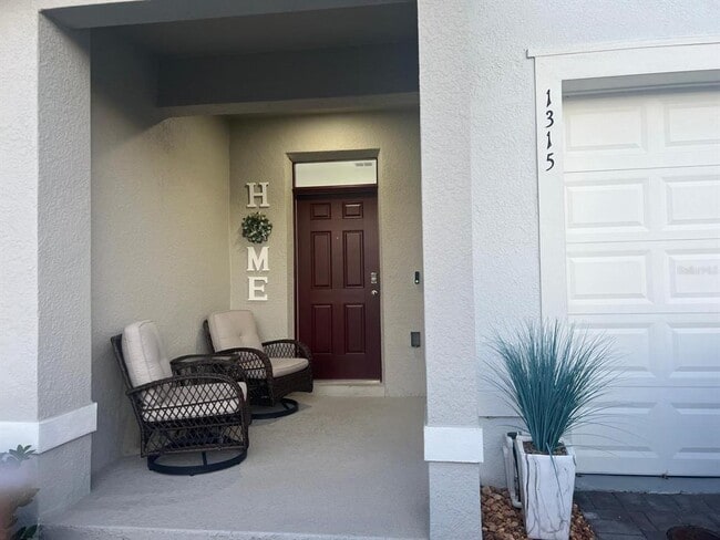 Building Photo - 1315 Isleta Lp
