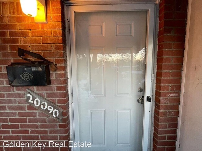 Foto del edificio - 3 br, 1 bath House - 20090 Lahser Rd