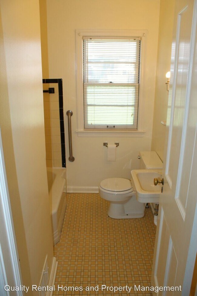 Building Photo - 2 br, 1 bath House - 2519 Pierce St