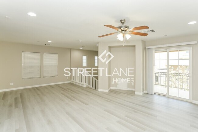 Building Photo - REDUCED! Tri-Level 4 Bedroom Ready to Call...