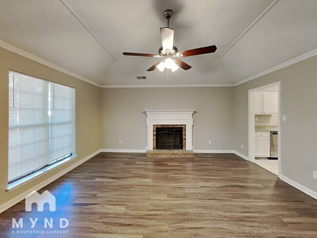 Foto del edificio - 7844 Meadow Trail Dr
