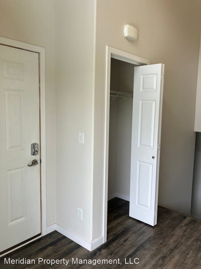 Building Photo - 4 br, 3 bath House - 1297 Goldenwood Dr