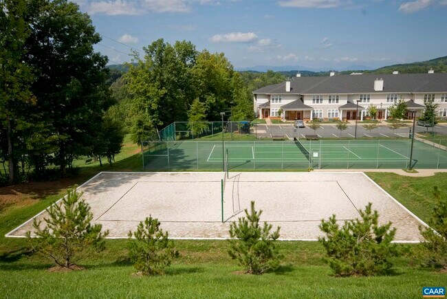 Building Photo - 1320 Silverbell Ct