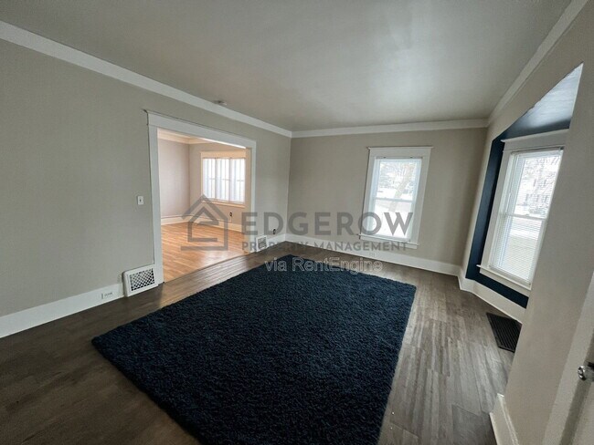 Foto del edificio - 719 Stocking Ave NW