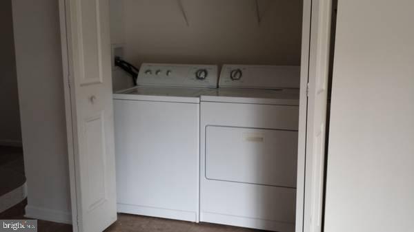 Foto del edificio - 212 Northdown Dr