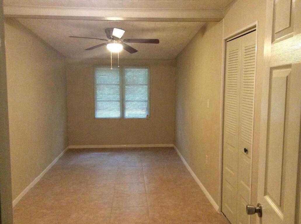 Foto principal - 823 N Arlington Ave