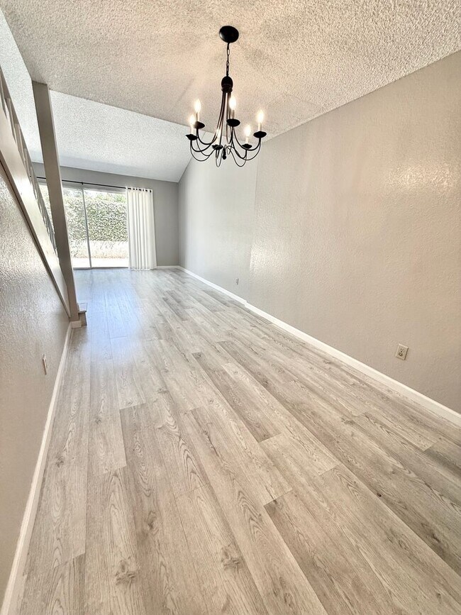 Foto del edificio - Beautiful 3 bedroom, 3 bath condo in Grand...
