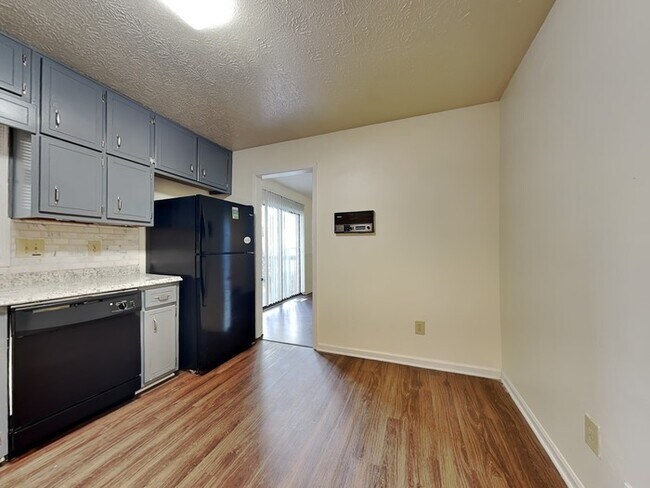 Foto del edificio - 105 Feldwood Pines St