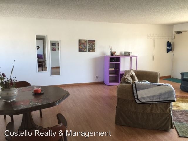 Building Photo - 2 br, 1 bath House - 1700 Rexford Dr #207