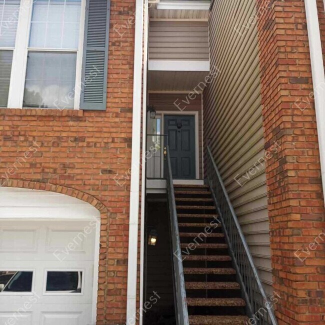 1942 Waterford Pl, Hoover, AL 35244 Condo for Rent in Hoover, AL