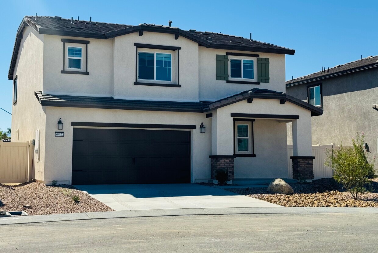 Primary Photo - 80425 Enclave Ct