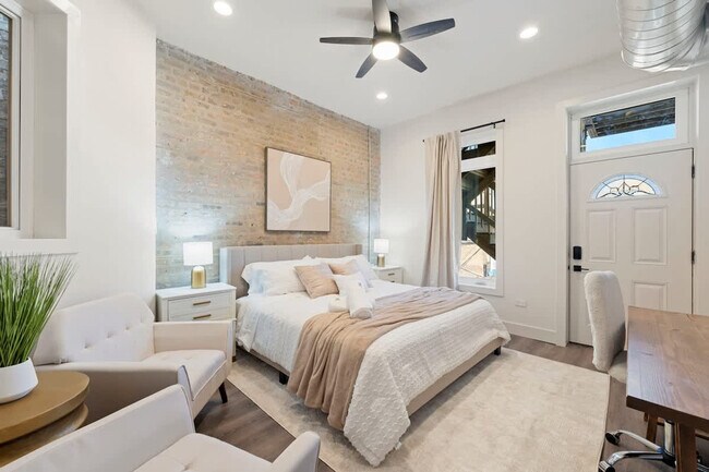 Foto del edificio - 1543 N Claremont Ave