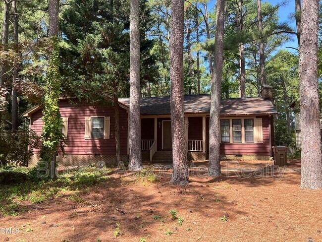 Building Photo - 200 Lake Pine Dr