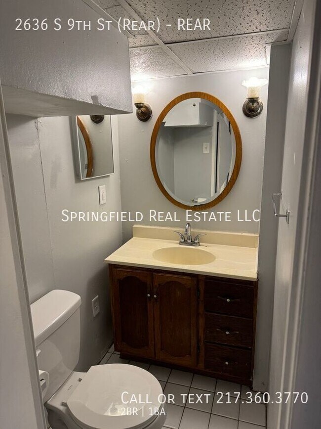 Building Photo - Two Bedrooms, One Bath, and Enough Seclusi...