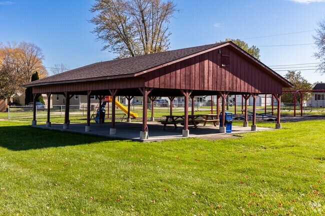A picnic shelter for parties and gatherings at Carbon Cliff Park.