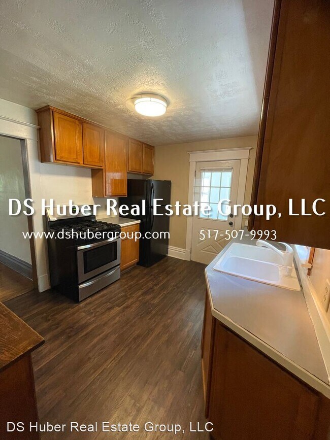 Building Photo - 3 br, 1.5 bath House - 132 S Magnolia Ave