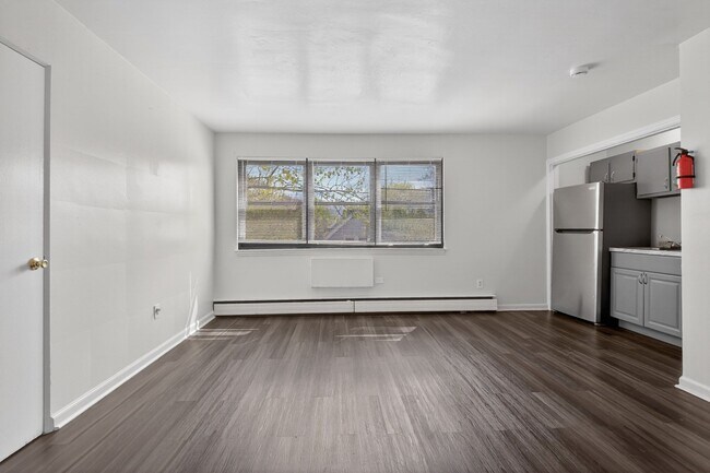 Building Photo - 1208 Edgewood Ave