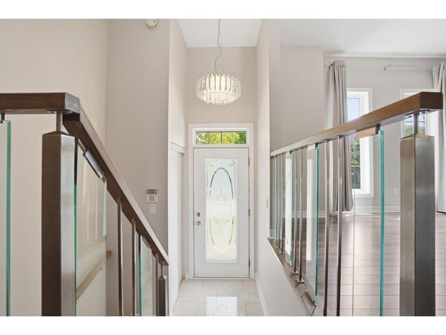 Photo du bâtiment - 73 Rue Clarence