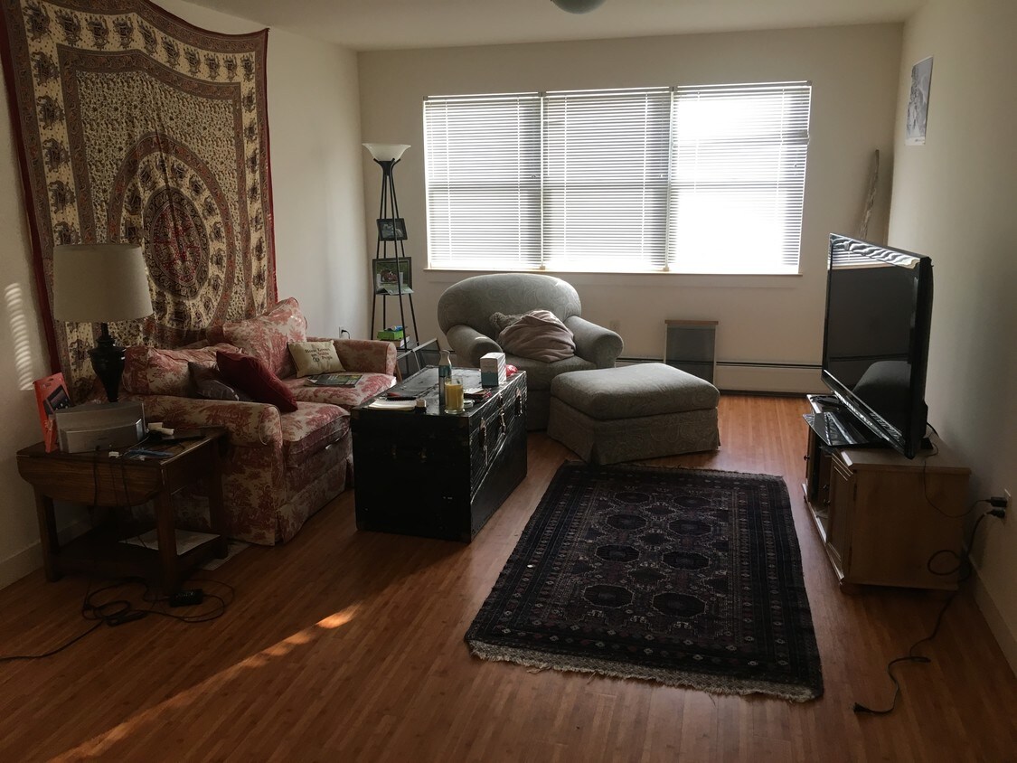 Foto principal - 1191 North Ave