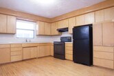 Primary Photo - 3 bed 1 bath Single Family Home
