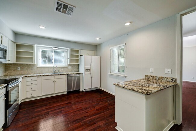 Foto del edificio - 1611 Prairie Mark Ln