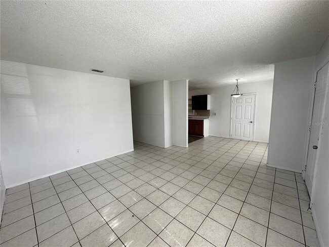 Building Photo - 5261 Letha St