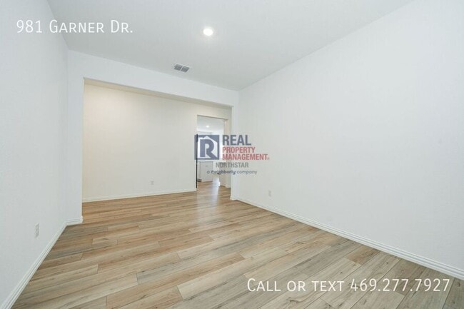Building Photo - 981 Garner Dr