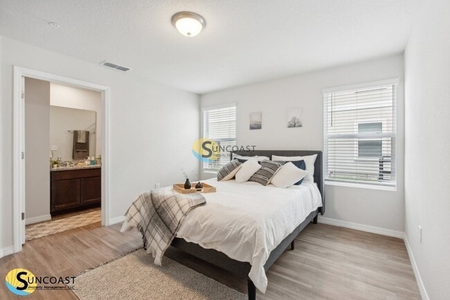 Building Photo - 7638 Mailes Ct