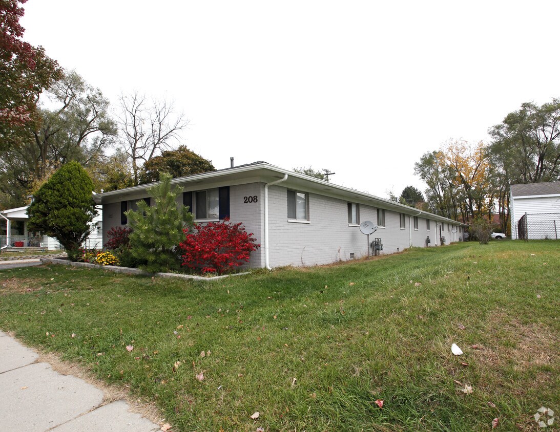 Building Photo - 208 N Prospect Rd
