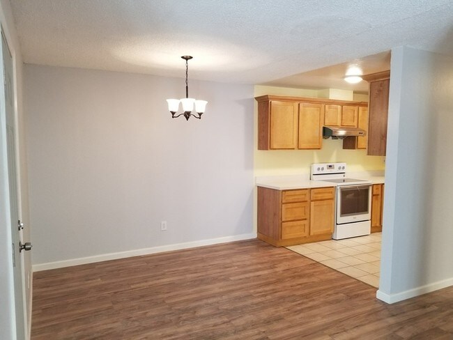 Building Photo - 137 E Trident Dr
