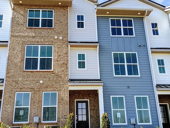 Foto principal - 114 Greenbrook North Way