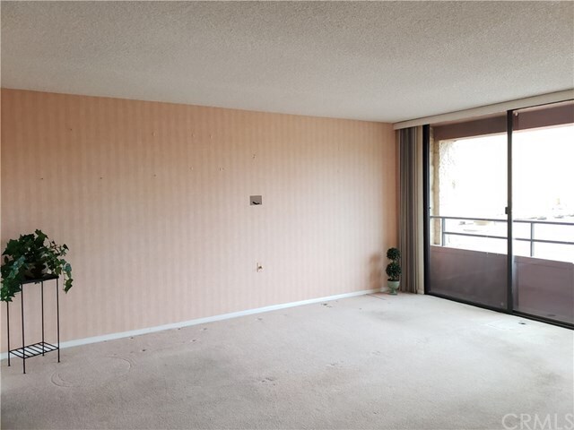 Building Photo - 24055 Paseo Del Lago