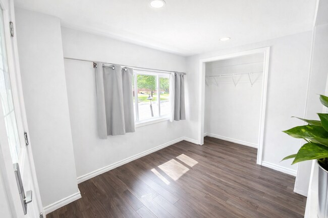 Photo du bâtiment - 369 Glendale Av