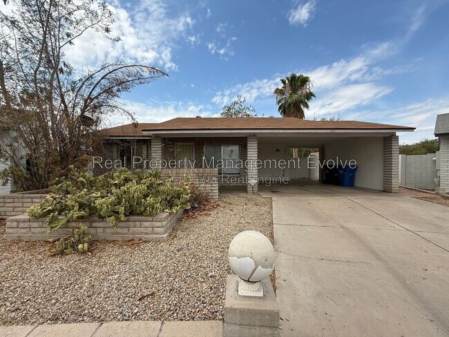 Foto del edificio - 513 E Wickieup Ln