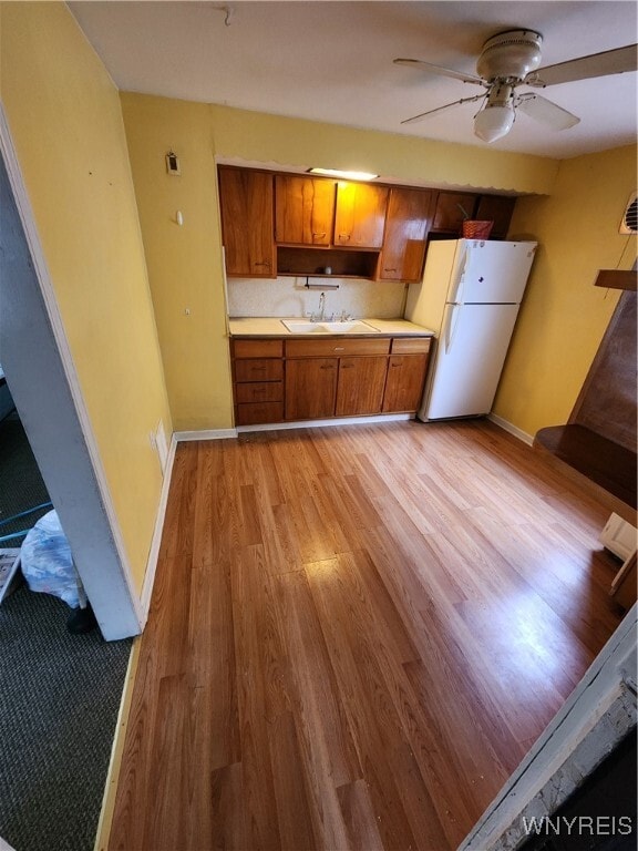 Building Photo - 27 Folger St