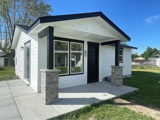 Building Photo - 423 Douglass Ave