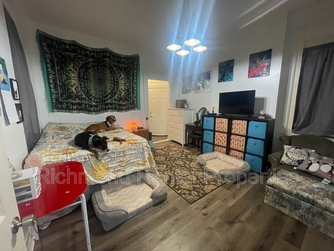 Photo - 3 N Harvie St Apartment