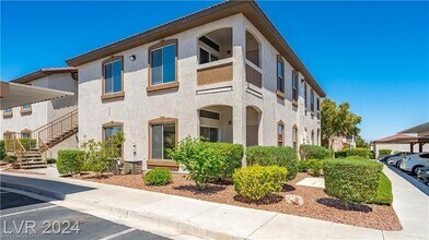 Building Photo - 2305 W Horizon Ridge Pkwy