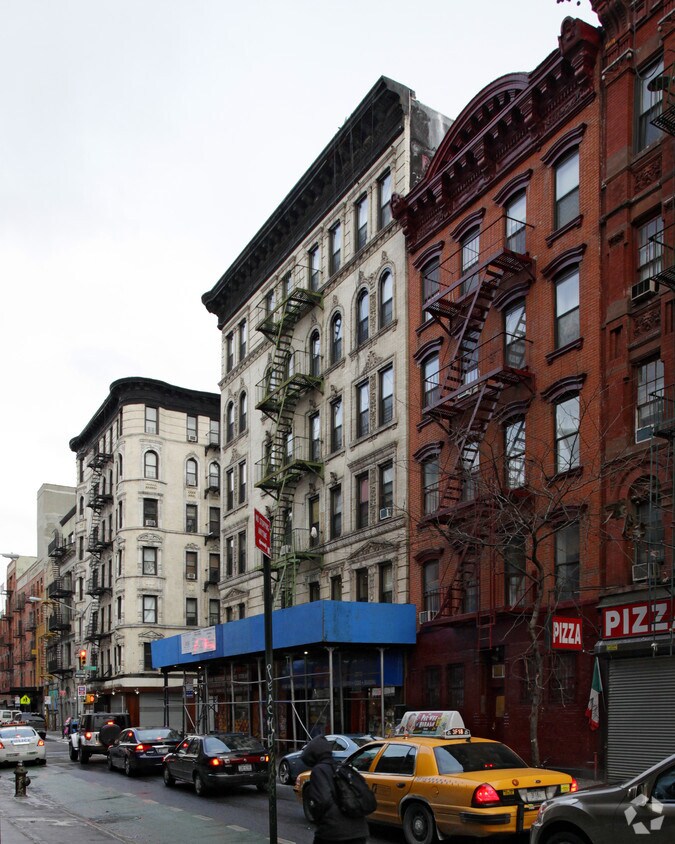 Foto del edificio - 72 Clinton St
