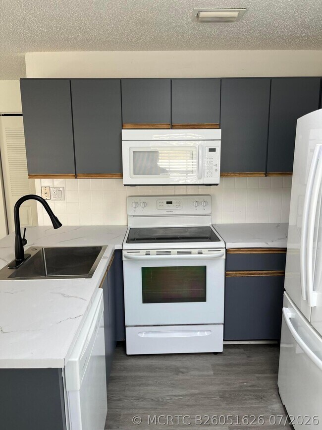 Foto del edificio - 5665 Boynton Cove Way