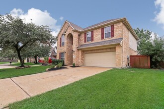 Building Photo - 12611 Brookfield Park